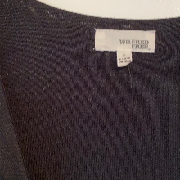 Stretch black dress. Deep neck line - Picture 3 of 4